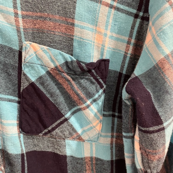 Woolrich woman flannel shirt. - Picture 5 of 10